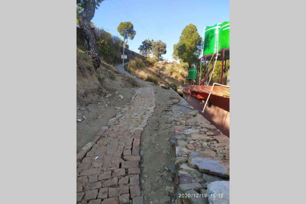 Mangalmurti Himalyan Homestay Hawalbagh Buitenkant foto